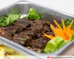 Beef Sirloin Steak Sliced with Black Pepper Sauce | Customer Photo | Rilassi Catering