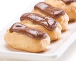 Mini Chocolate Éclair | Customer Photo | The Caterers