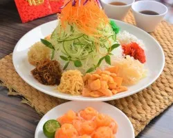 鸿运三文鱼鱼生 Bountiful Yusheng with Smoked Salmon | Customer Photo | The Orange Lantern Gourmet Kitchen