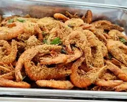 Oatmeal Honey Prawns 麦片虾 | Customer Photo | Yeh Lai Siang Catering Service