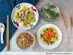 Family Tingkat Meal | Yeyeah Delights